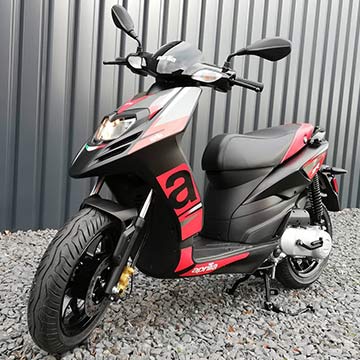 motorrad-aprilia-3col